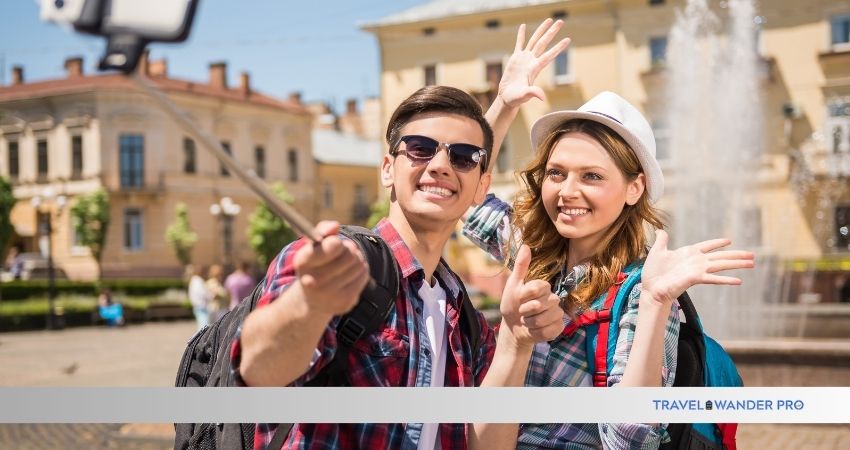 Read more about the article How to Stay Healthy While Traveling: Essential Tips for Wellness