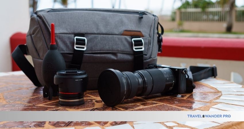 how to choose a camera bag for travel