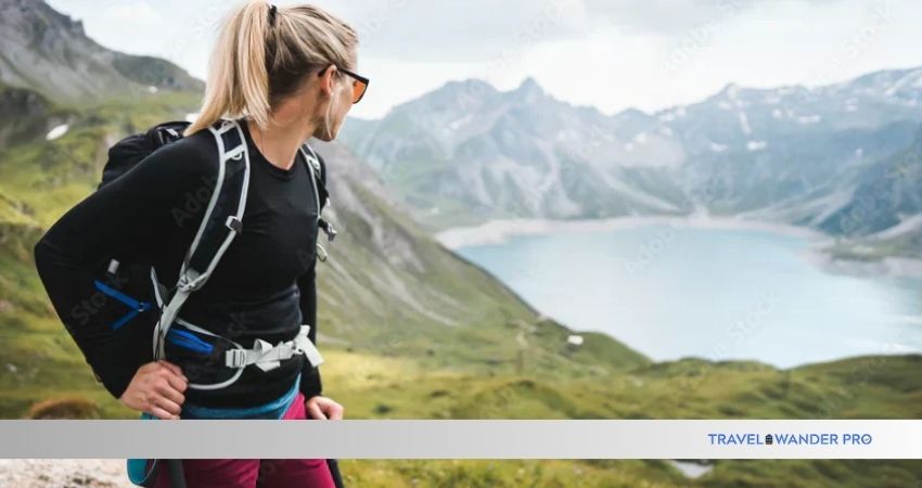 how to choose outdoor clothing for travel