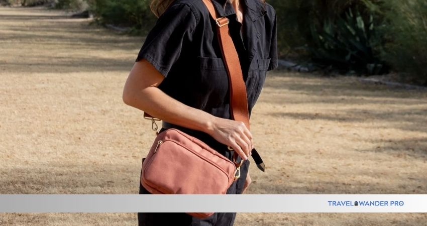 what are crossbody bags and their advantages